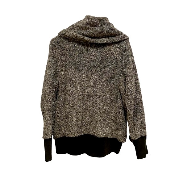 Te Verde Grey Cowl Neck Fleece Eyelash
Pullover Sweater Size M - Picture 6 of 16